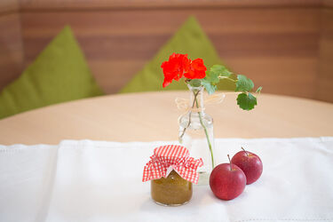 Tisch Deco